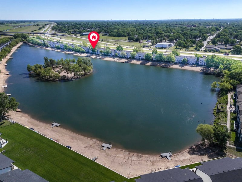 1105 N Lakewind St, Wichita, KS 67212