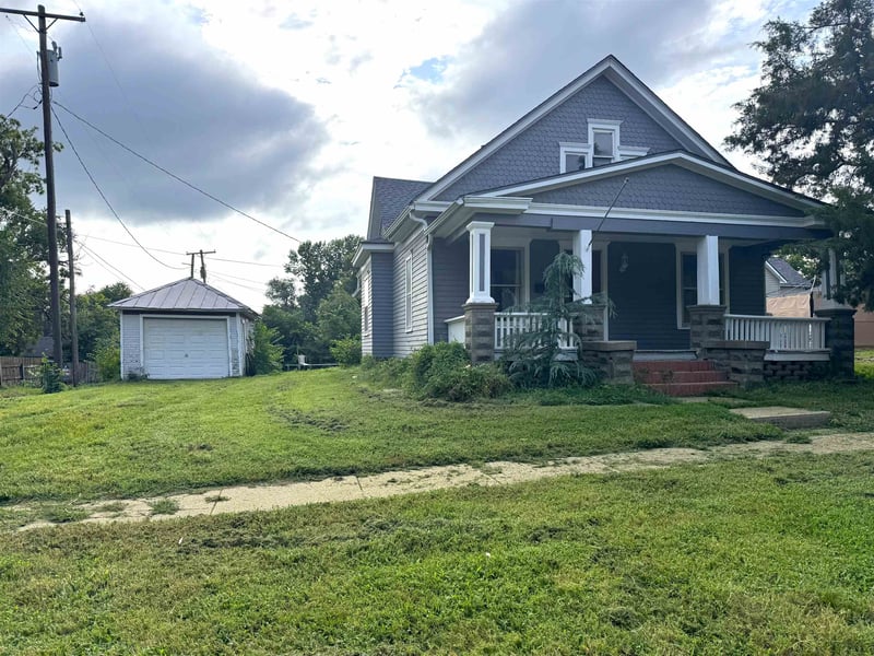 714 Olive St, Abilene, KS 67410