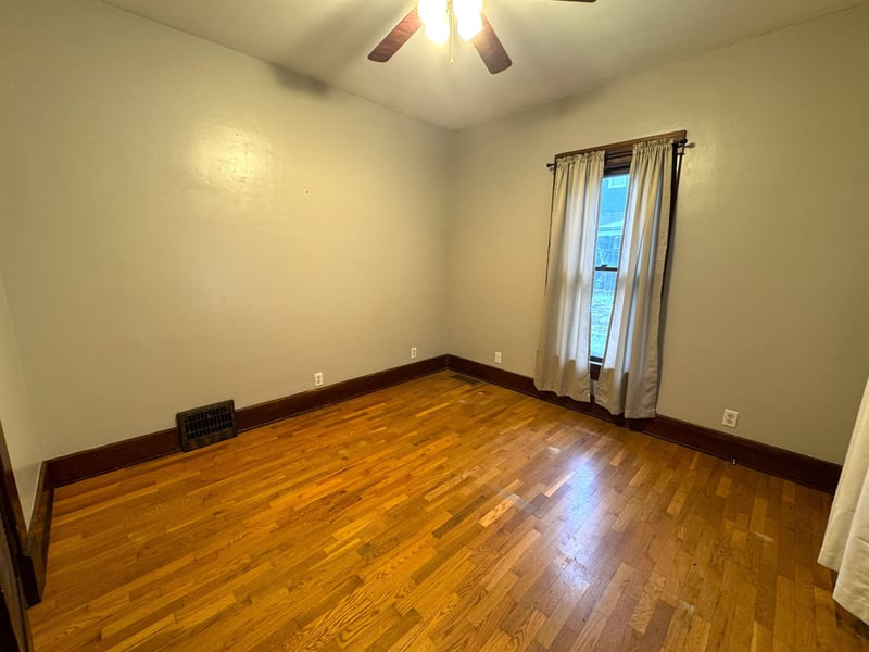 714 Olive St, Abilene, KS 67410