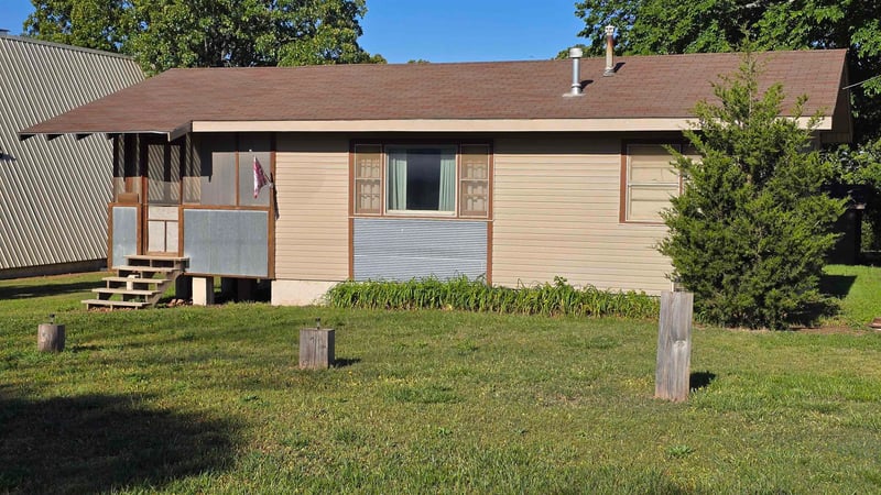 216 N Sunset Ter, Toronto, KS 66777