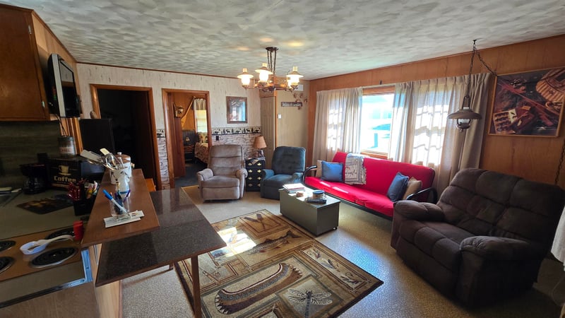 216 N Sunset Ter, Toronto, KS 66777