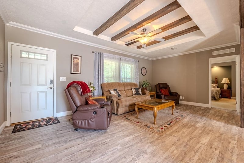 1306 Loomis St, Winfield, KS 67156