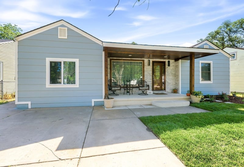 2038 Poplar St, Wichita, KS 67211