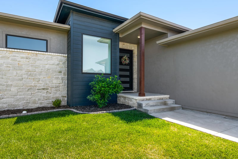 3404 S Capri, Wichita, KS 67210