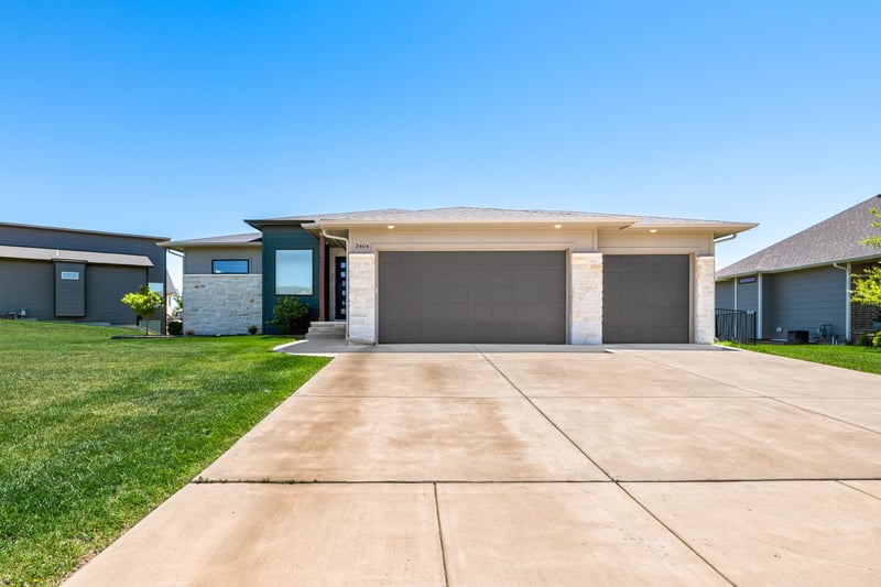 3404 S Capri, Wichita, KS 67210