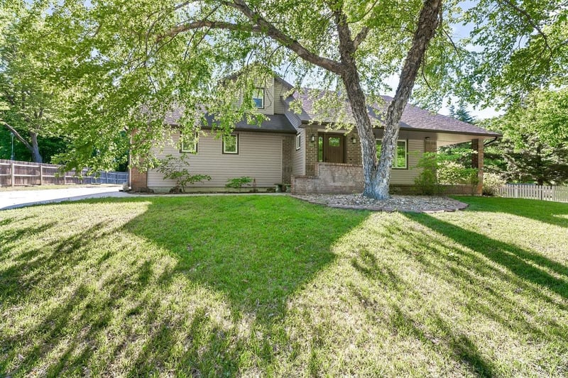 1200 Sagebrush St, Wichita, KS 67230