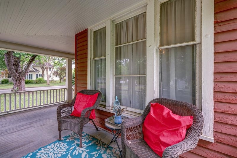 1423 Fuller, Winfield, KS 67156
