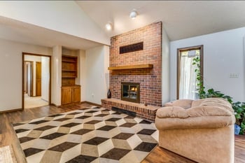 16 Circle Dr, Mulvane, KS 67110