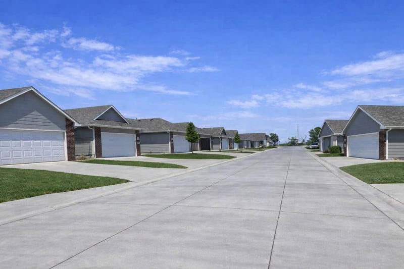 5406-5408 Colburn St, Bel Aire, KS 67220