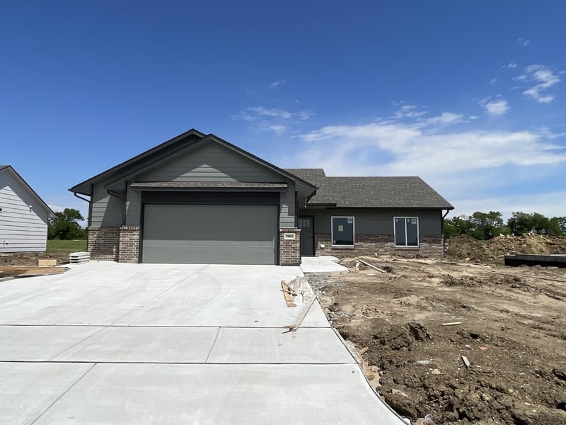 2006 Limestone St, Andover, KS 67002