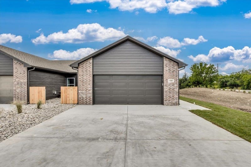 5030 Vassar Ave, Wichita, KS 67220