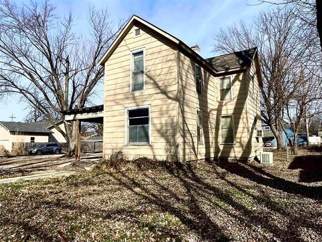 702 12th Ave, Winfield, KS 67156