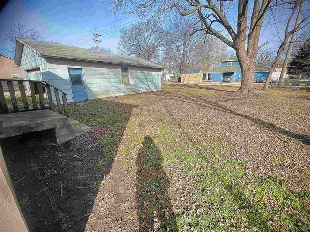 702 12th Ave, Winfield, KS 67156