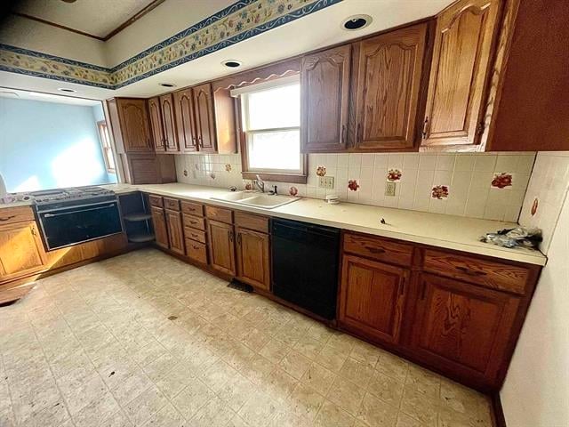 702 12th Ave, Winfield, KS 67156