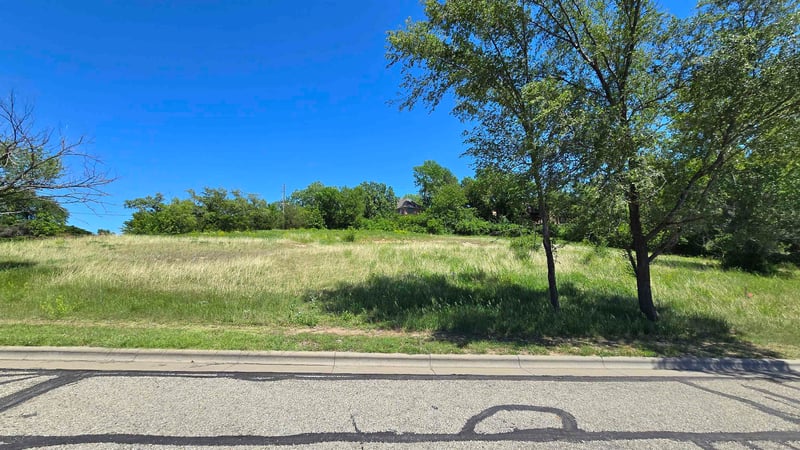 00000 Holly Ln, Salina, KS 67401