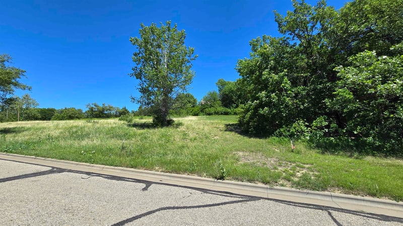 00000 Holly Ln, Salina, KS 67401