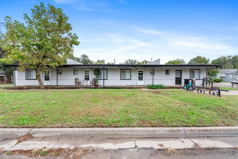 121-127 31st St N, Wichita, KS 67204