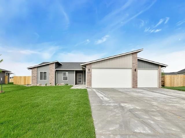 691695699 1013 W Long Pa, Goddard, KS 67052