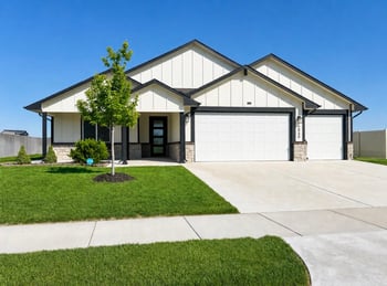 2540 S Spring Hollow St, Wichita, KS 67230
