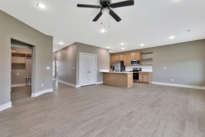 1013 Long Pa, Goddard, KS 67052