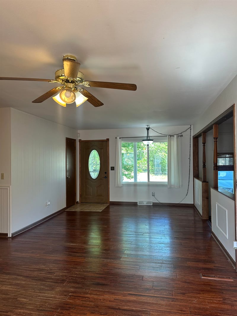 3328 Chase Ave, Wichita, KS 67217
