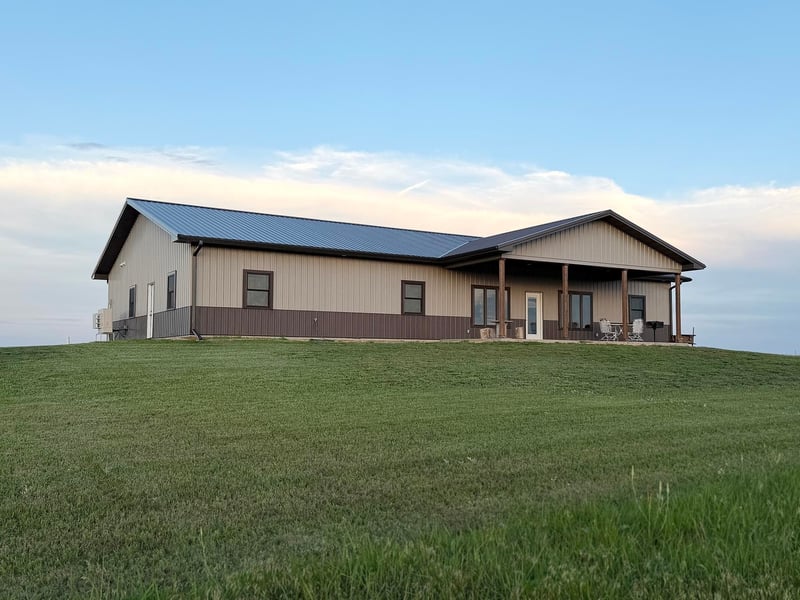 292 14th Rd, Clay Center, KS 67432