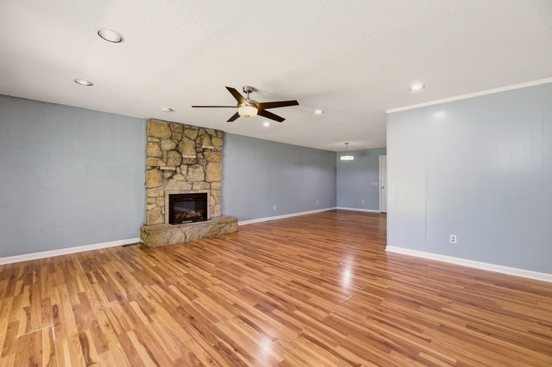 459 S All Hallows Ave, Wichita, KS 67213