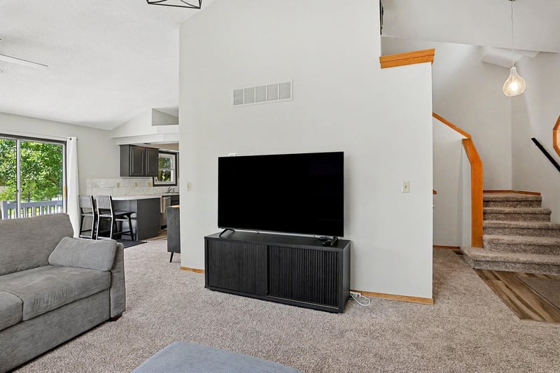 10013 Bayley St, Wichita, KS 67207-3912