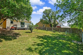 10013 E Bayley St, Wichita, KS 67207-3912