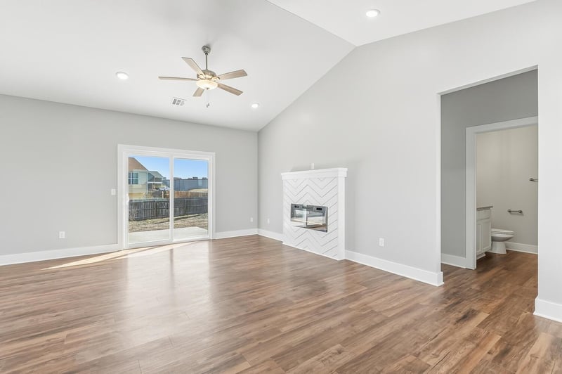 320 Deer Run Ct, El Dorado, KS 67042