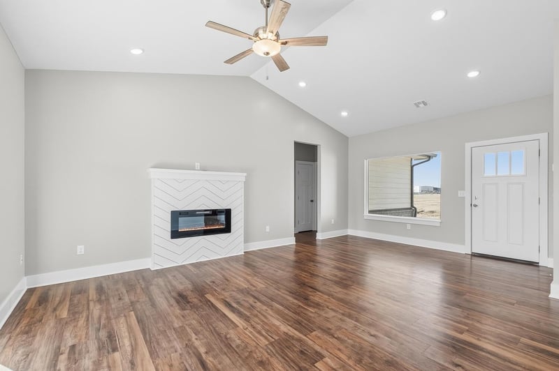 320 Deer Run Ct, El Dorado, KS 67042