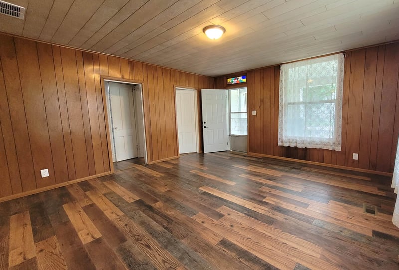 720 Elm , Eureka, KS 67045