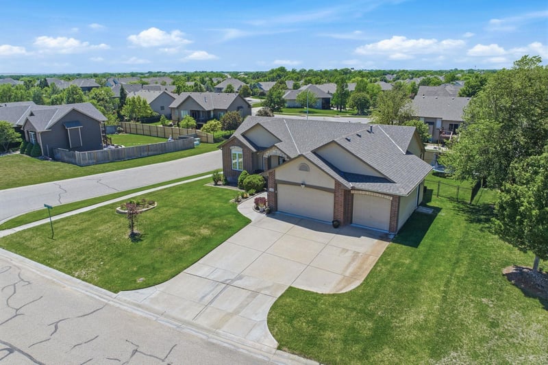 13802 Camden Chase Ct, Wichita, KS 67228
