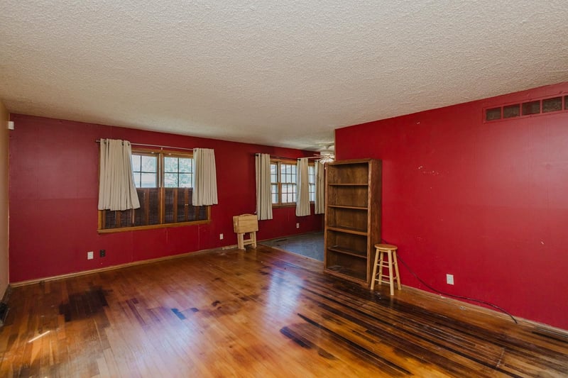 1001 S Eastmoor, Wichita, KS 67207