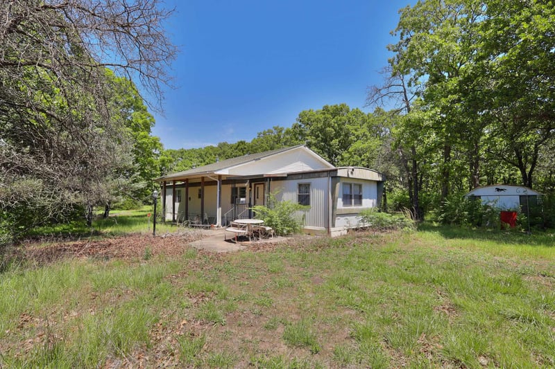 169 Blackjack Rd, Toronto, KS 66777