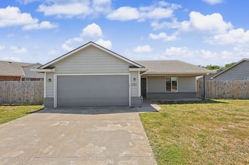 1311 E Maywood, Wichita, KS 67216