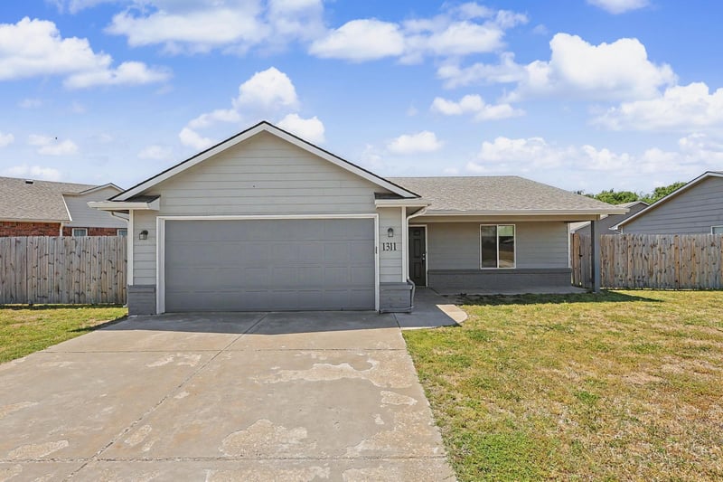 1311 Maywood , Wichita, KS 67216