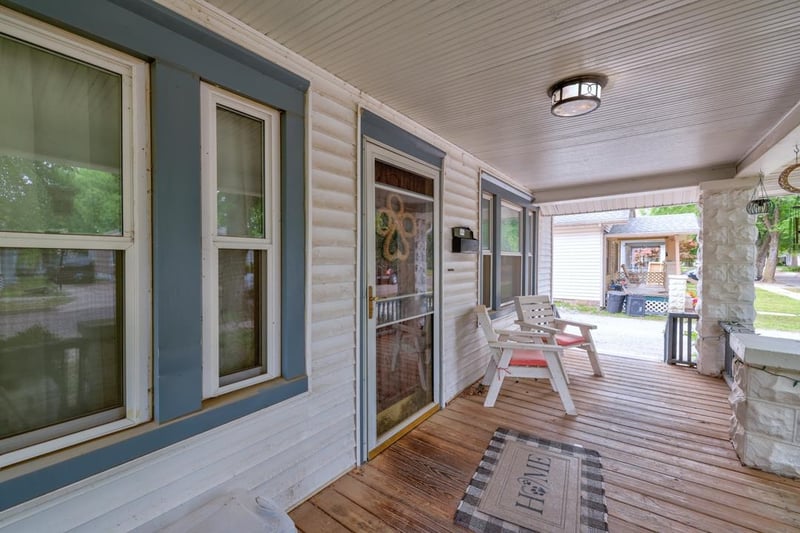 1302 Hackney , Winfield, KS 67156