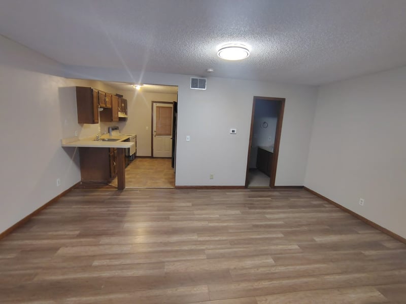 6725 Shade Ln # 403, Wichita, KS 67212