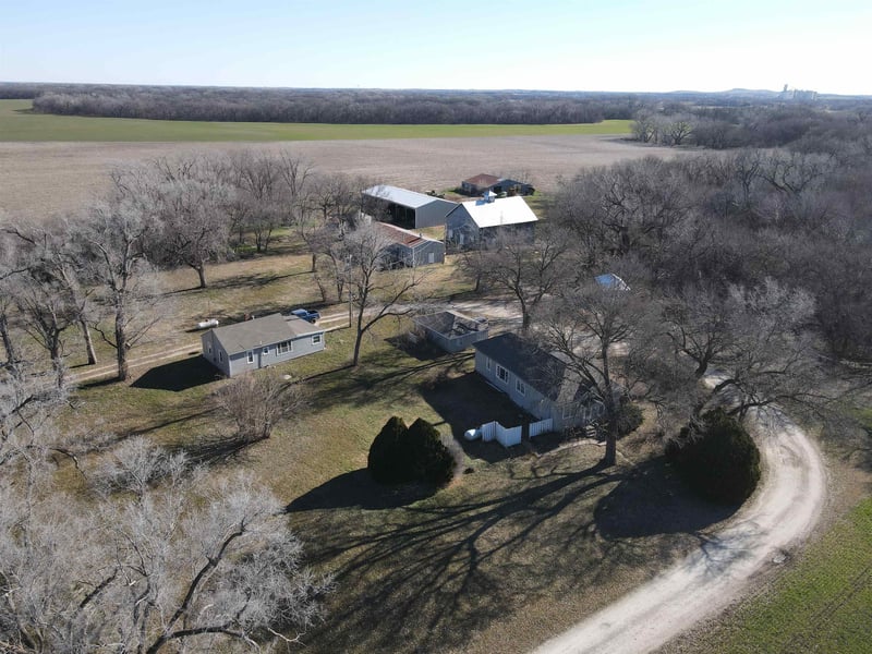 2314 - 2338 Old Hwy 40, New Cambria, KS 67470