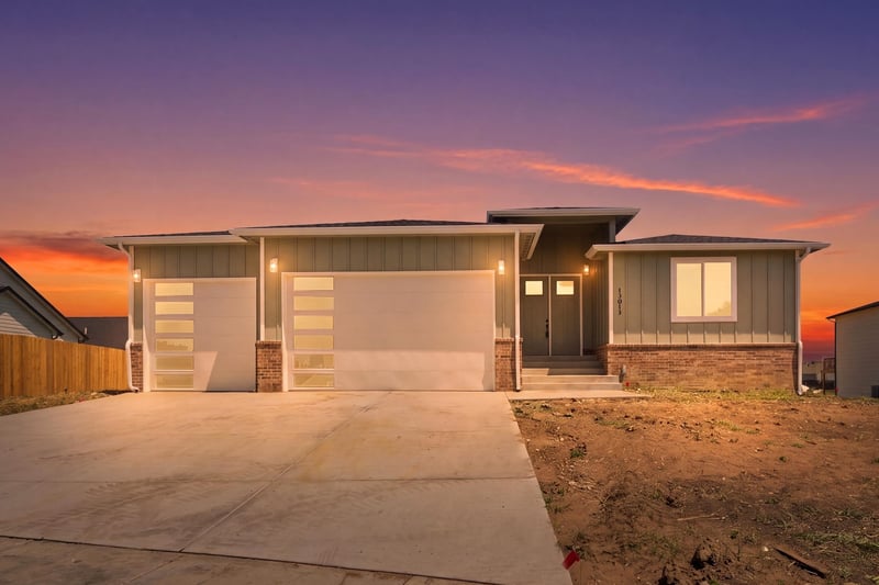 12915 Spring Valley St, Wichita, KS 67230