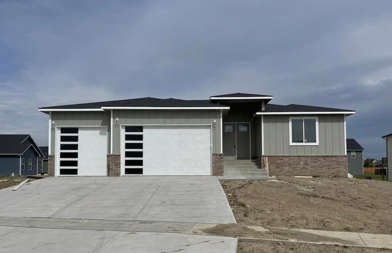 12915 Spring Valley St, Wichita, KS 67230