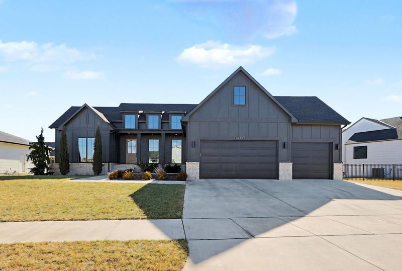11407 Fairfax St, Wichita, KS 67226