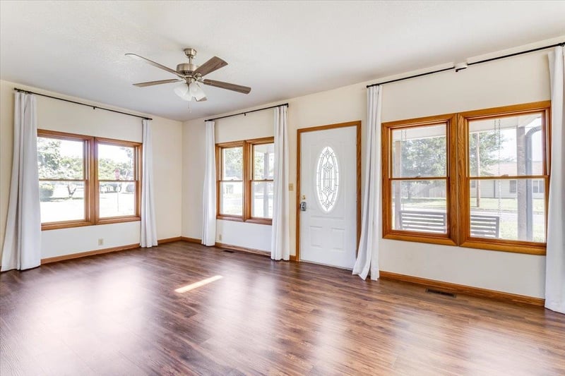 304 S Willow, Douglass, KS 67039