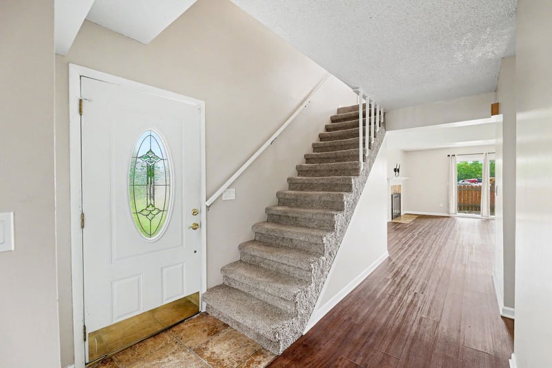 16 Chisholm Creek, Wichita, KS 67226