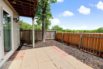 16 Chisholm Creek, Wichita, KS 67226