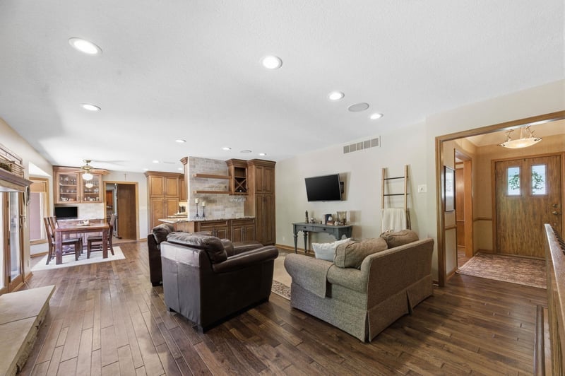 863 N Stagecoach, Wichita, KS 67230