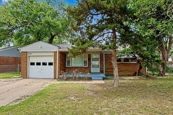 1526 E Donnell, Wichita, KS 67216