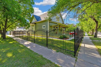 1856 N Park Pl, Wichita, KS 67203