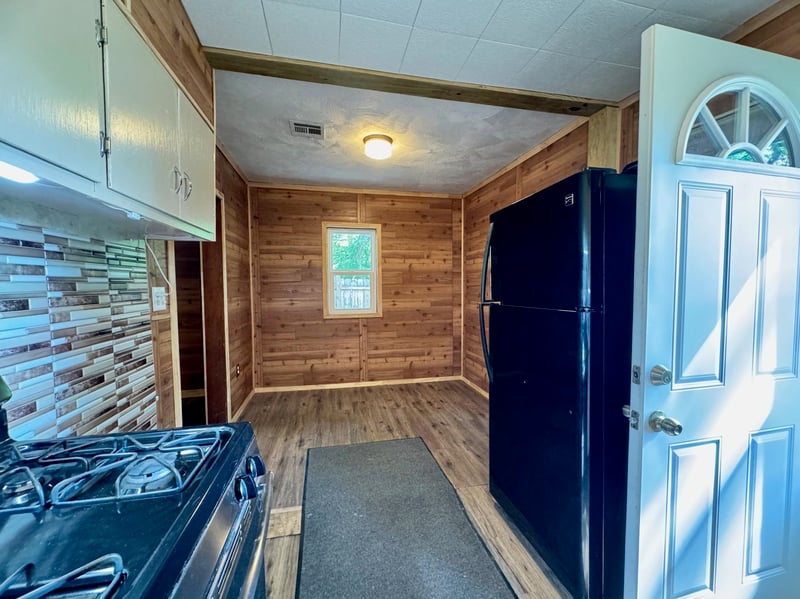 617 Washington St, Belle Plaine, KS 67013